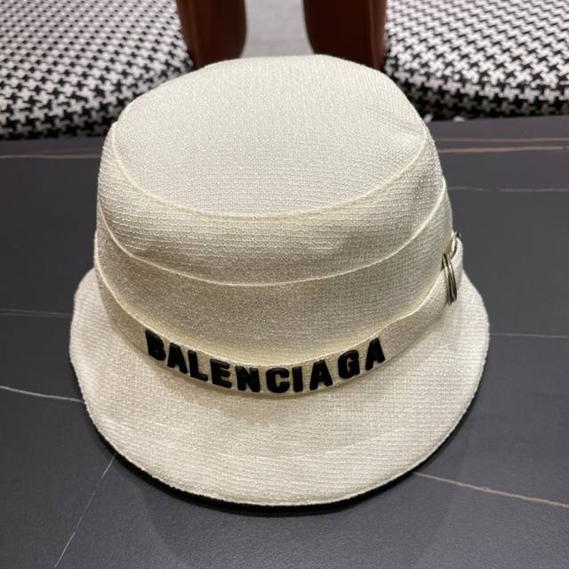 Balenciaga巴黎世家2024夏季新款渔夫帽，简约休闲百搭款，头围57Cm