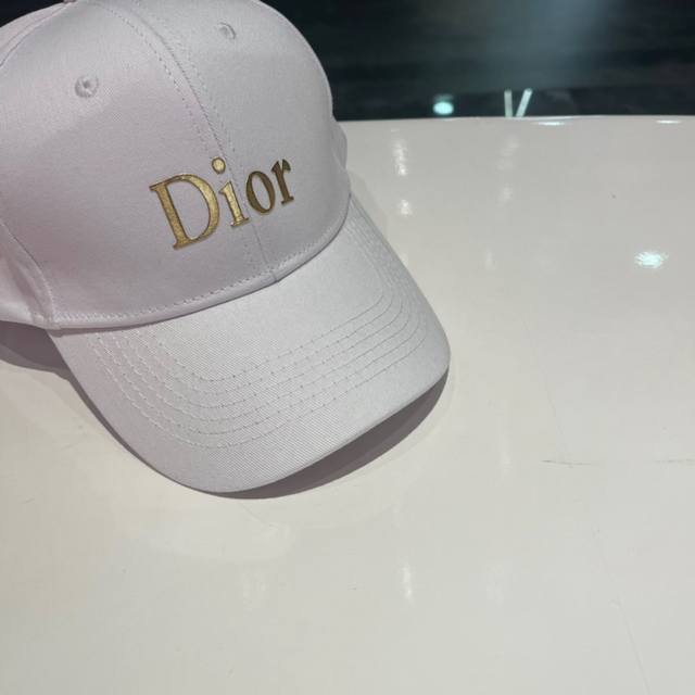 Dior迪奥 新款棒球帽，新款出货，大牌款超好搭配，赶紧入手！