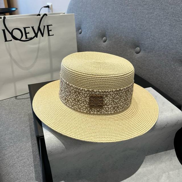 ＬＯＥＷＥ罗意威新款平顶草帽，礼帽，头围57Cm