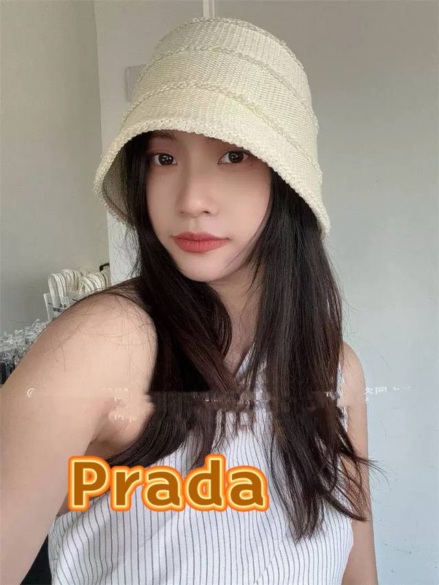 Prada普拉达 新款高级感黑色系针织渔夫帽女盆帽休闲百搭显脸小遮阳防晒帽