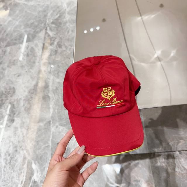 Loro Piana 诺悠翩雅 新款高版本棒球帽，大牌同步，超好搭配，出货！