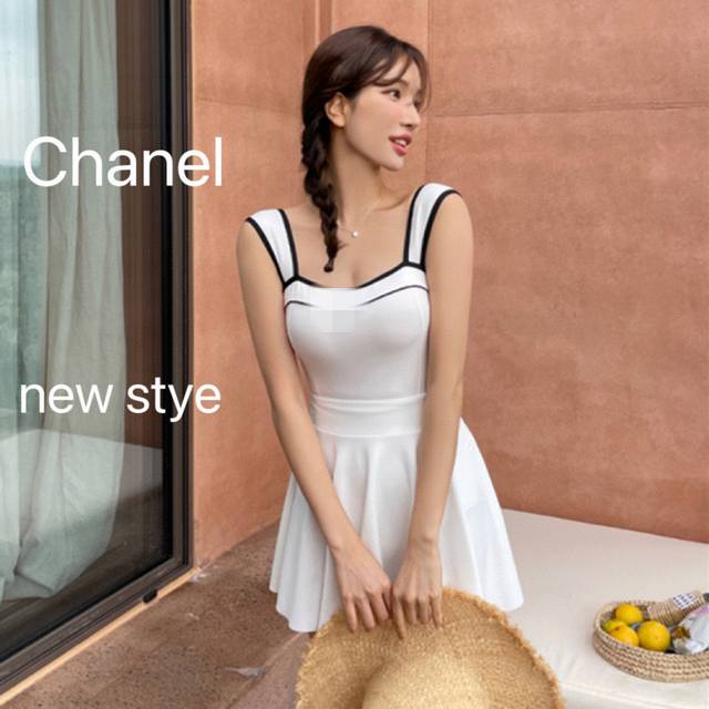 特价 Chanel 连体泳衣 两种穿法 适合多种场景的游泳衣♀海边 游泳池 温泉 水上乐园 漂流都可以内搭也完全可以 连体设计遮肉显高挑 腹部有点肉肉也不影响咱