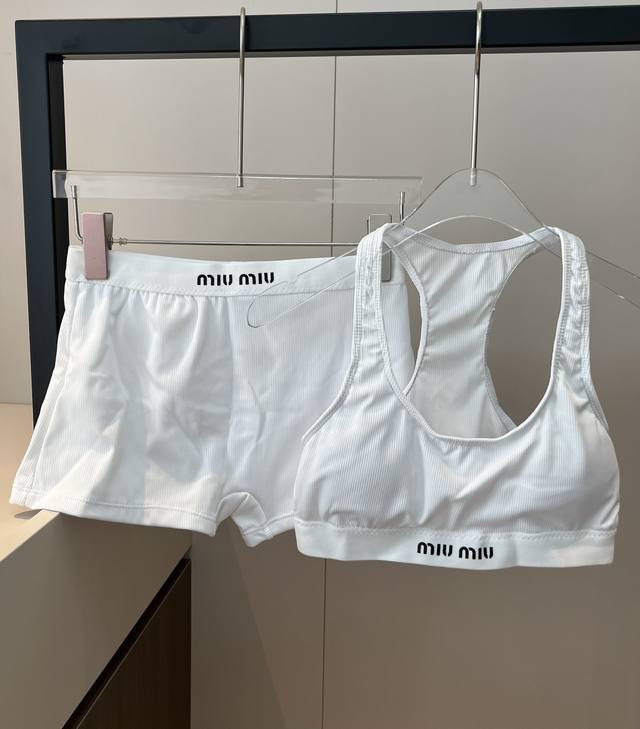 Miumiu缪缪新款比基尼泳衣，分体比基尼，S M L Xl